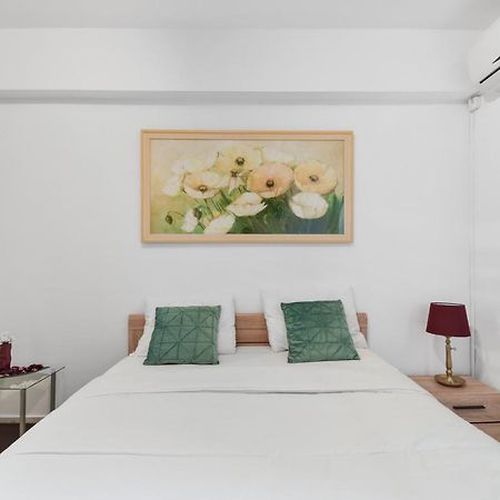 Central Studio Emerald Apartment Bucureşti Ngoại thất bức ảnh